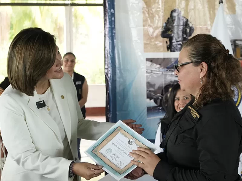 Vicepresidencia y SECCATID participan en clausura de diplomado en prevención de las adicciones