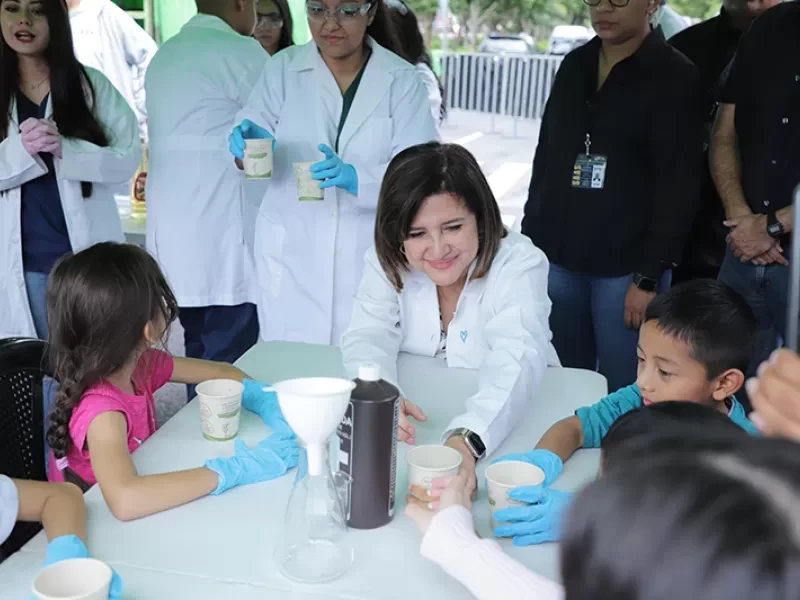 Ciencia en acción: un trabajo desde la Vicepresidencia y SENACYT