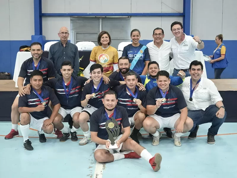 Vicepresidenta asiste a clausura de los Encuentros Deportivos 2024