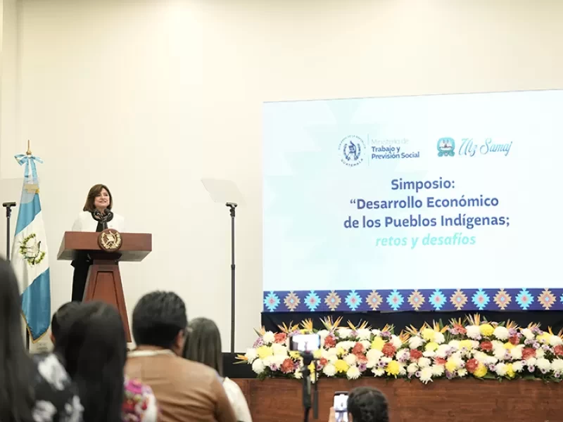Vicepresidenta reafirma su compromiso por trabajar en conjunto con pueblos indígenas 