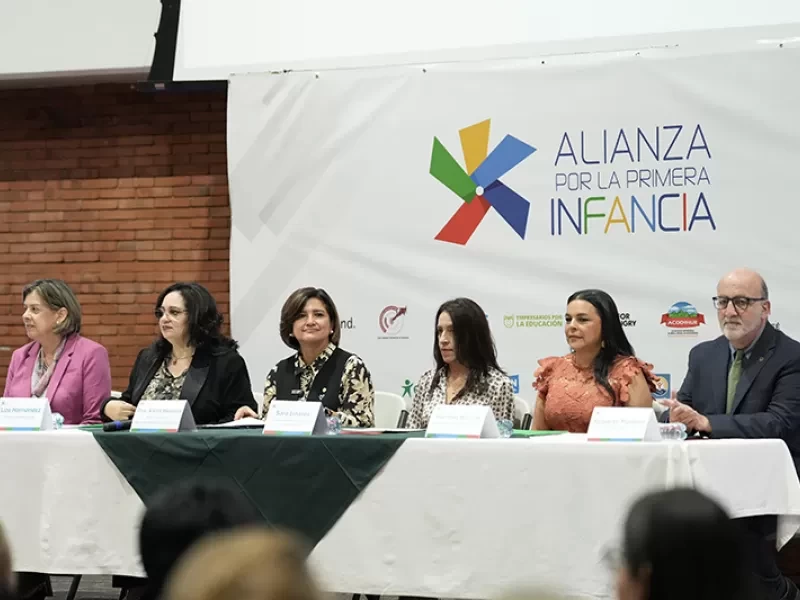 Vicepresidenta participa en Alianza por la Primera Infancia