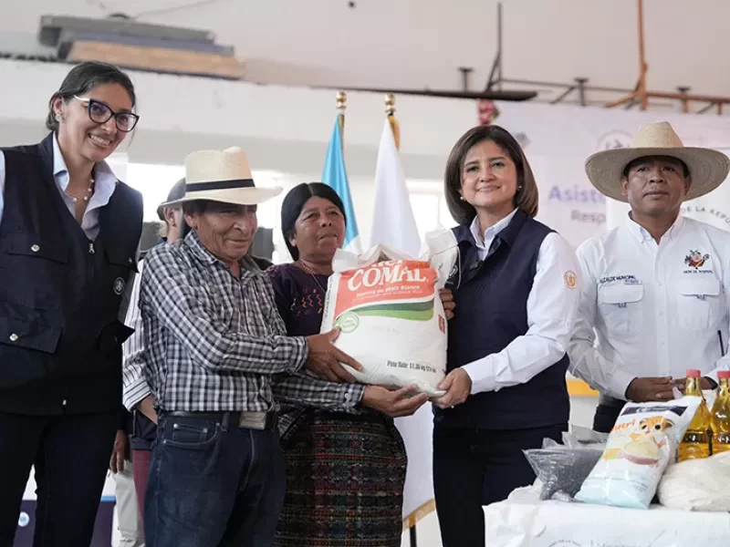 Vicepresidencia reafirma su compromiso en el abordaje de la inseguridad alimentaria en Baja Verapaz