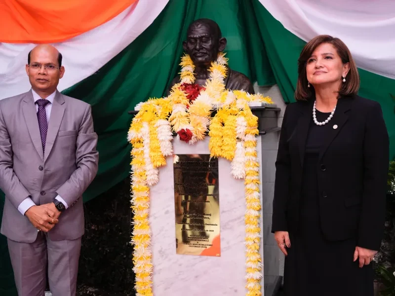 Un legado de paz y justicia: homenaje a Mahatma Gandhi