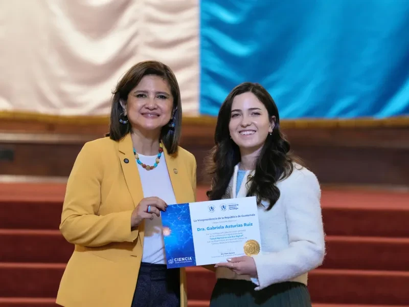 Ciencia desde la vicepresidencia: Ponencia Magistral “Salud Mental en una Era Digital” con la Dra. Gabriela Asturias