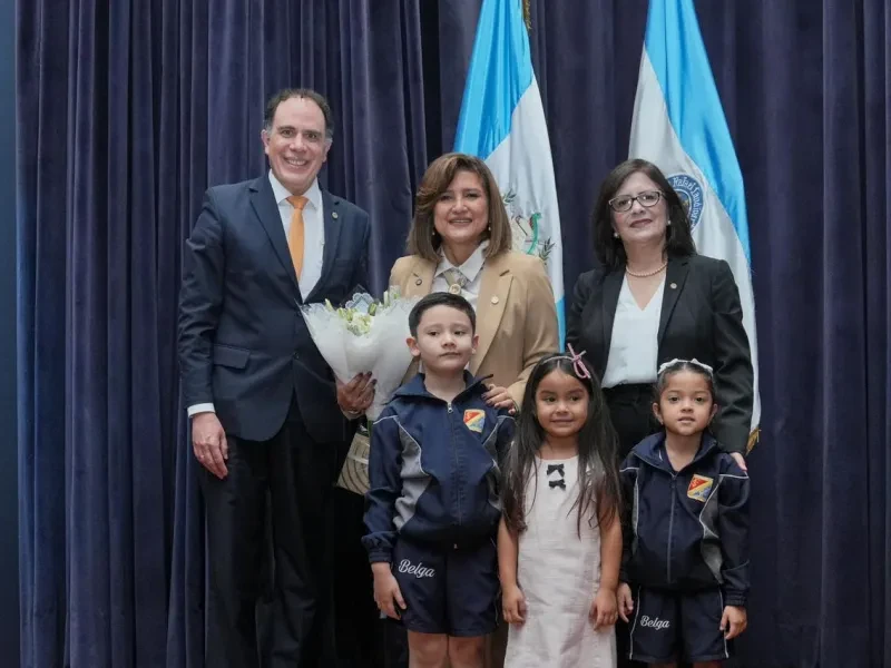 Vicepresidenta Karin Herrera lidera el impulso a la primera infancia