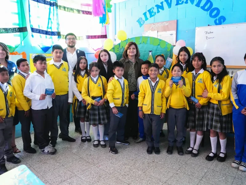 Abriendo puertas al universo científico