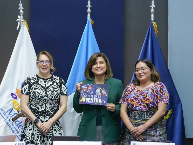 Juventud estrena política