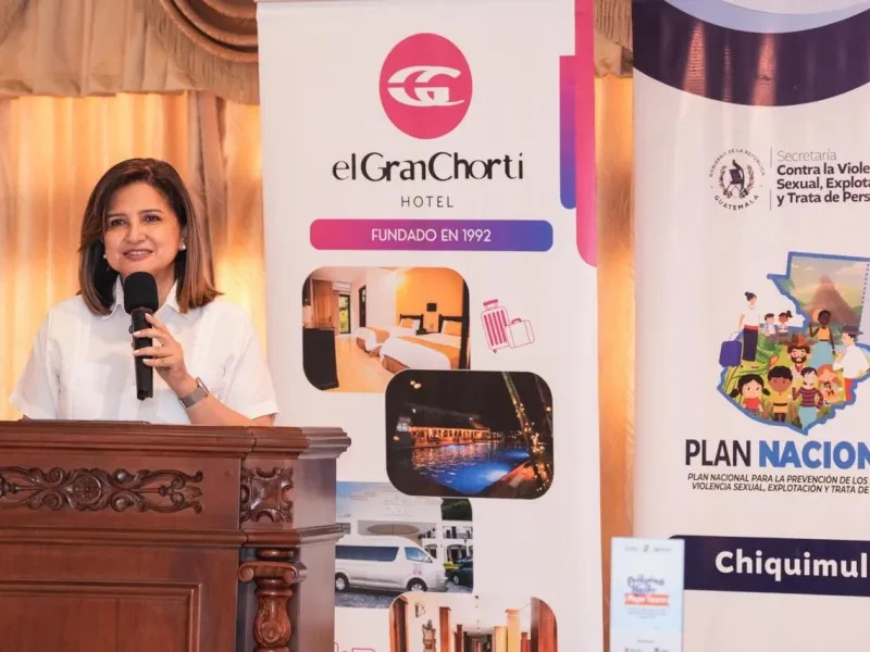 firma del Distintivo del Código de Conducta para la Prevención y Protección de Niños, Niñas y Adolescentes contra la Explotación Sexual en el Turismo,