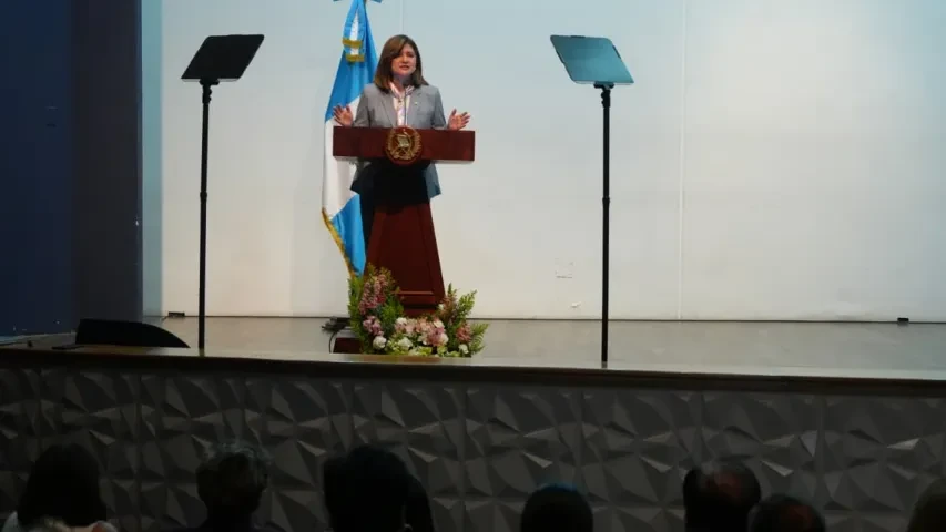 Vicepresidenta durante su intervención