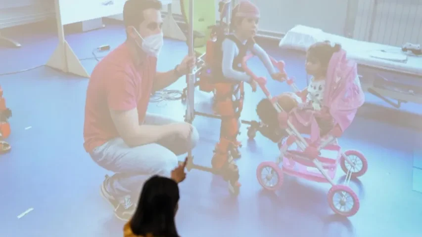 Dra. Marie André Destarac, brindó la conferencia