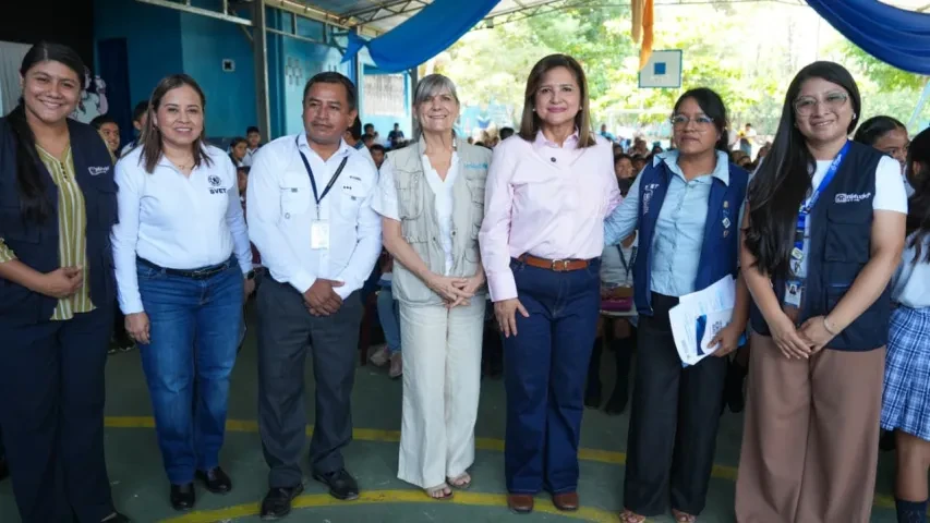 mensajes de prevención y protección con estudiantes y la comunidad educativa