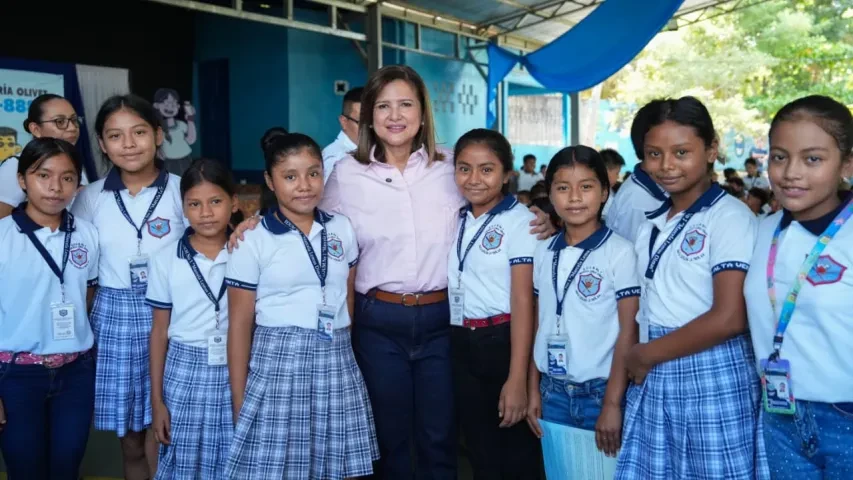 mensajes de prevención y protección con estudiantes y la comunidad educativa