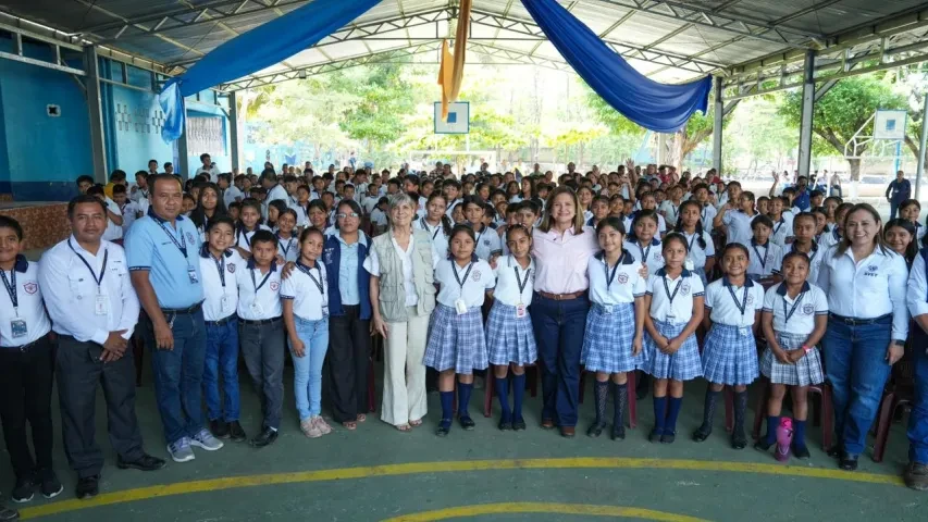 mensajes de prevención y protección con estudiantes y la comunidad educativa