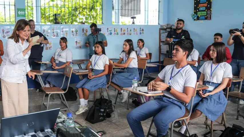 Clubes de Ciencias en Morales