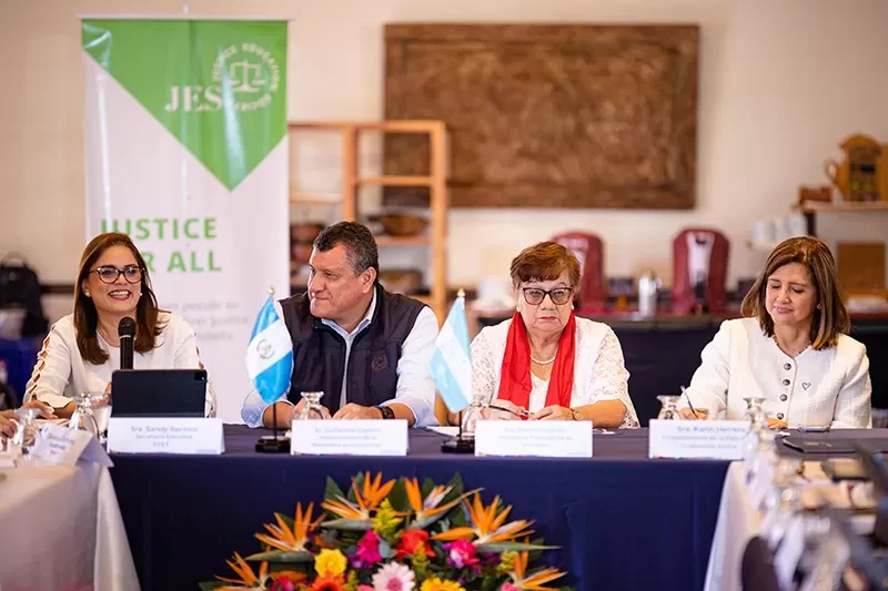 Vicepresidente y Vicepresidenta electa en la reunión sobre Fortalecimiento de la gobernanza de la Migración