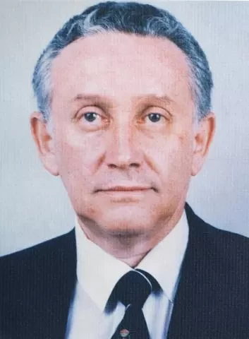 LIC.ROBERTO VICENTE CARPIO NICOLLE