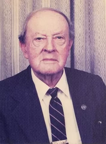LIC.ARTURO HERBRUGER ASTURIAS