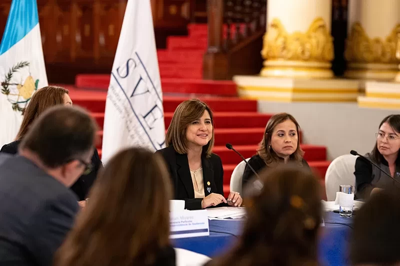 Vicepresidencia conoce Plan de Gobierno y Victorias Tempranas 2024 - 2028 para SVET