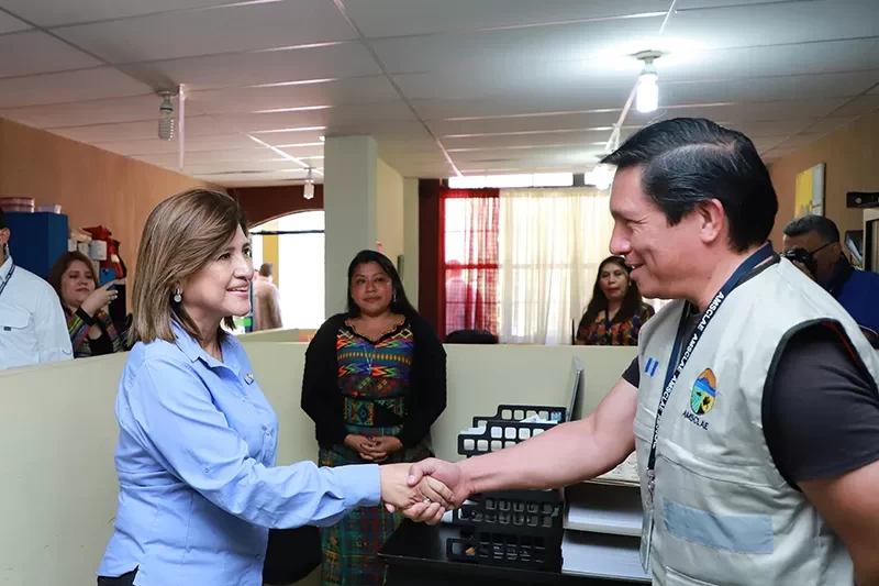 Vicepresidencia remarca compromiso en apoyo al resguardo de la Cuenca del lago de Atitlán
