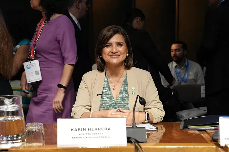 La vicepresidenta Karin Herrera participó en la Cumbre de Revisión del Pacto Mundial para la Migración