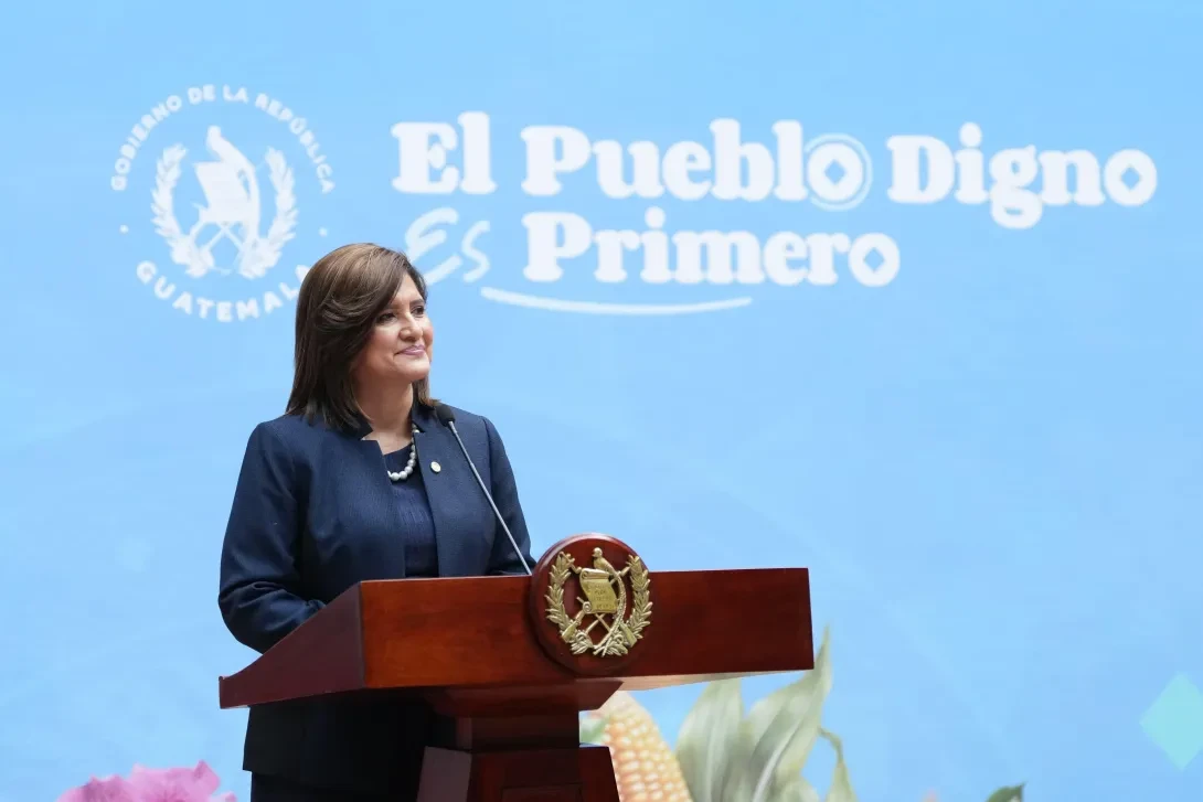 Presidenta en funciones Karin Herrera, participa en LaRonda de la semana