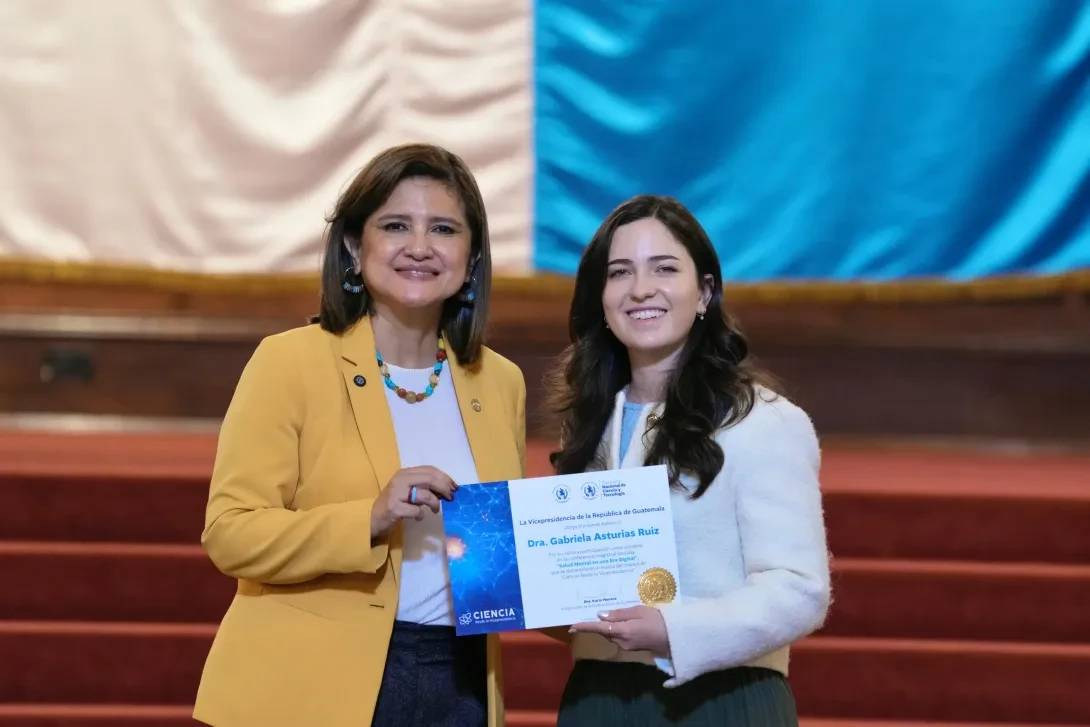 Ciencia desde la vicepresidencia: Ponencia Magistral “Salud Mental en una Era Digital” con la Dra. Gabriela Asturias