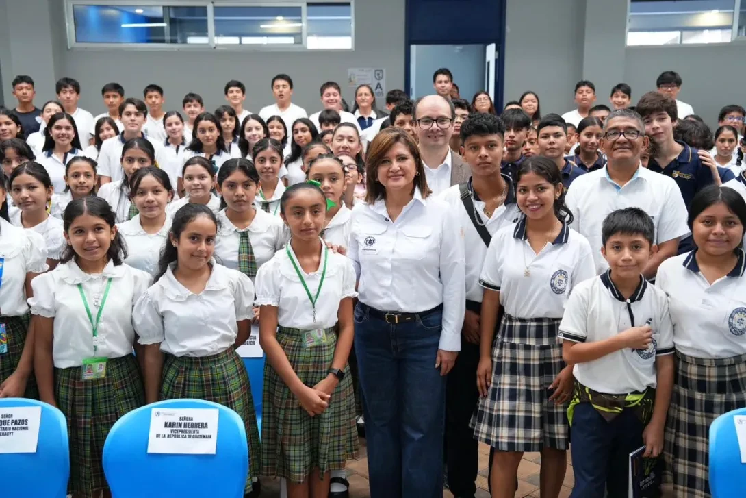 Coatepeque se une a la comunidad científica de los Clubes de Ciencias