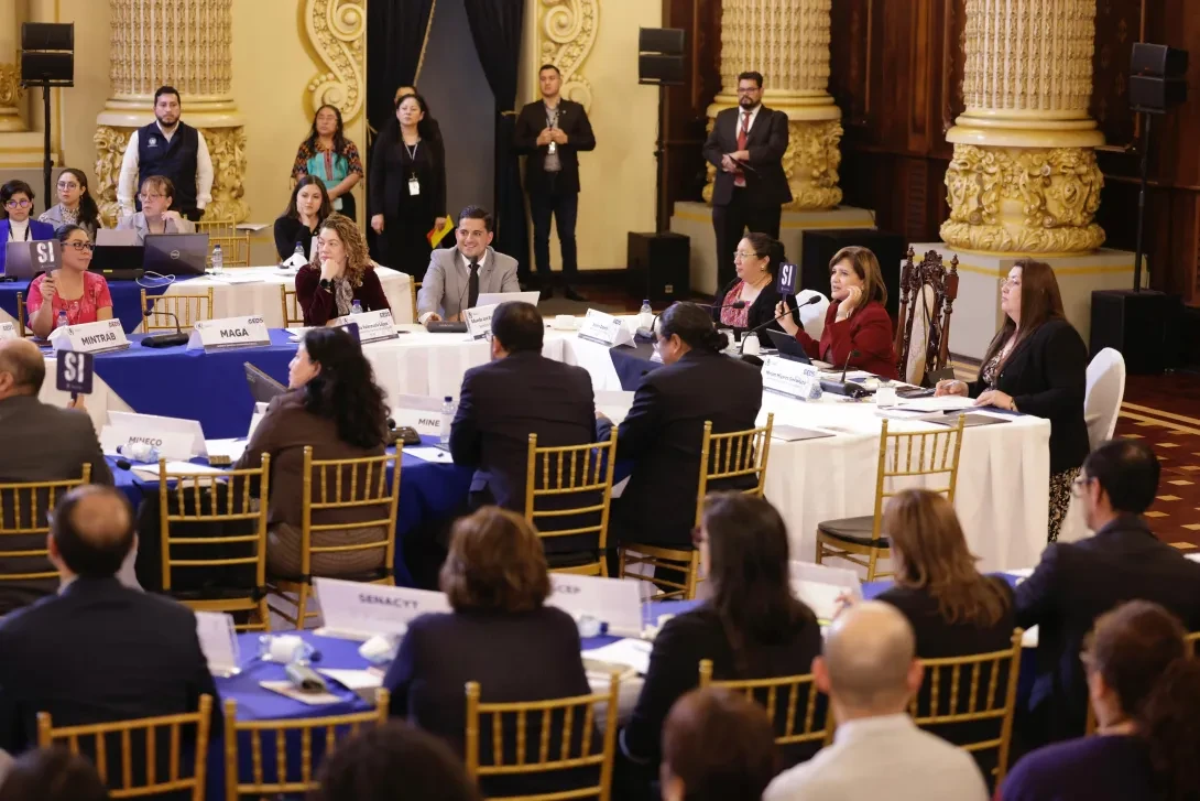 GEDS presenta plan de acción para proteger a la niñez y la juventud