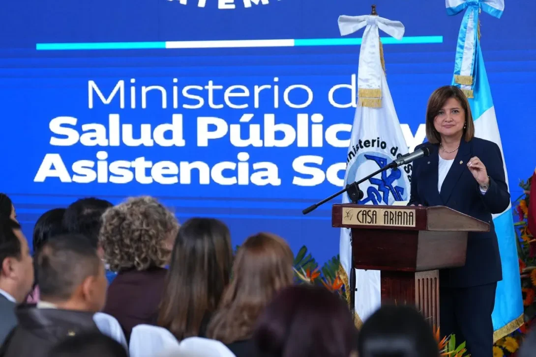Presentan nuevo Modelo de Atención Integral e Incluyente en Salud.