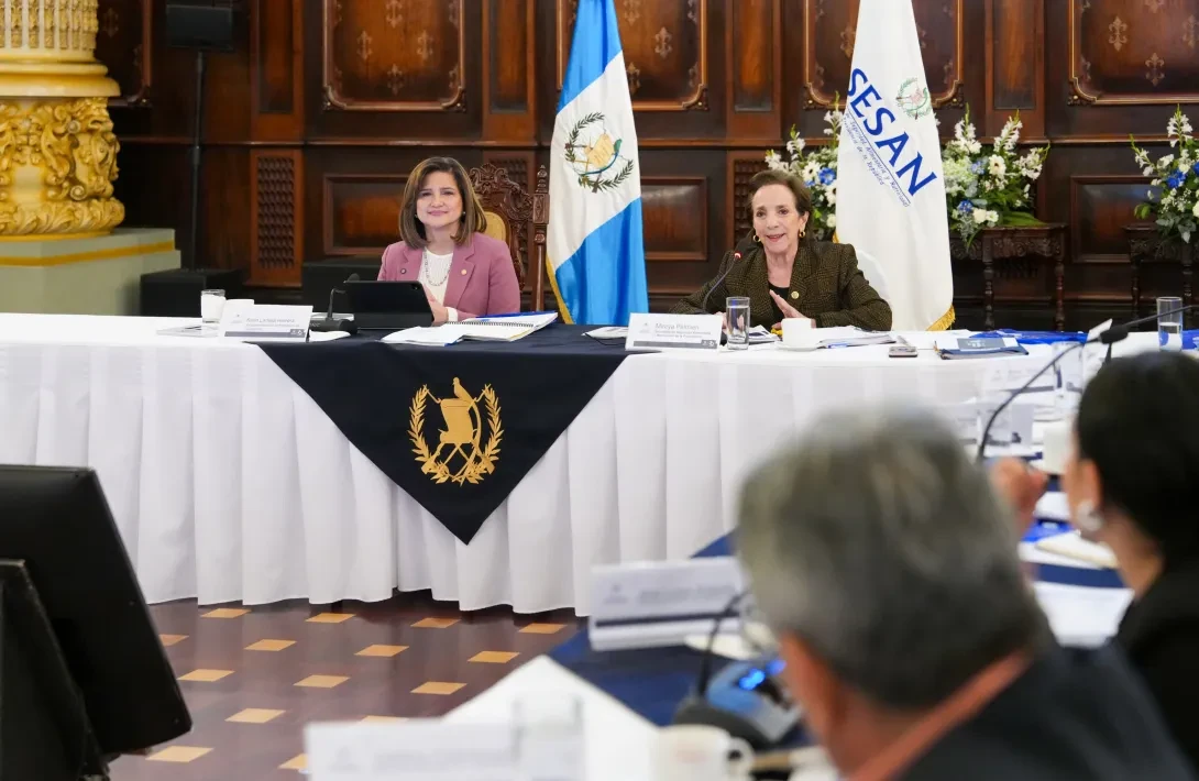 Vicepresidenta Dra. Karin Herrera lidera CONASAN